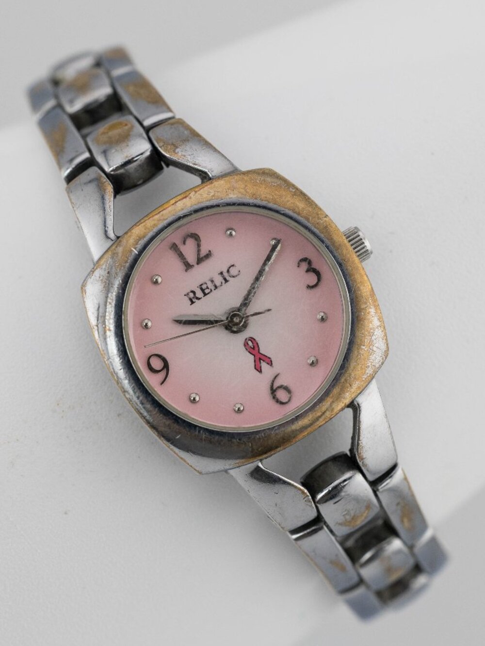 Relic ZR20010 Three-Hand Quartz Analog Women's Watch New Battery